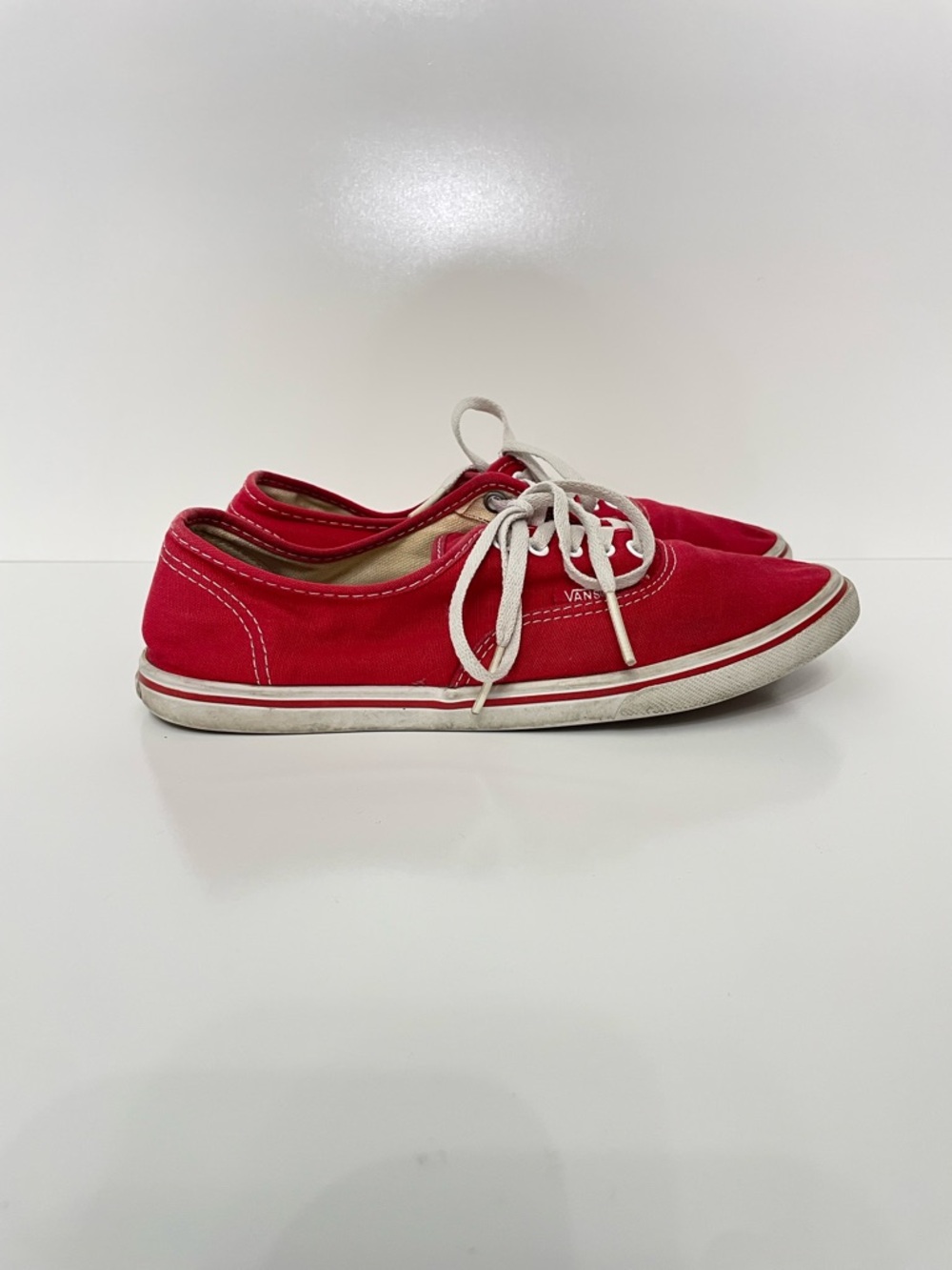 Vans Authentic Red Canvas Low Top Sneakers, Womens size 8, Mens size 6.5